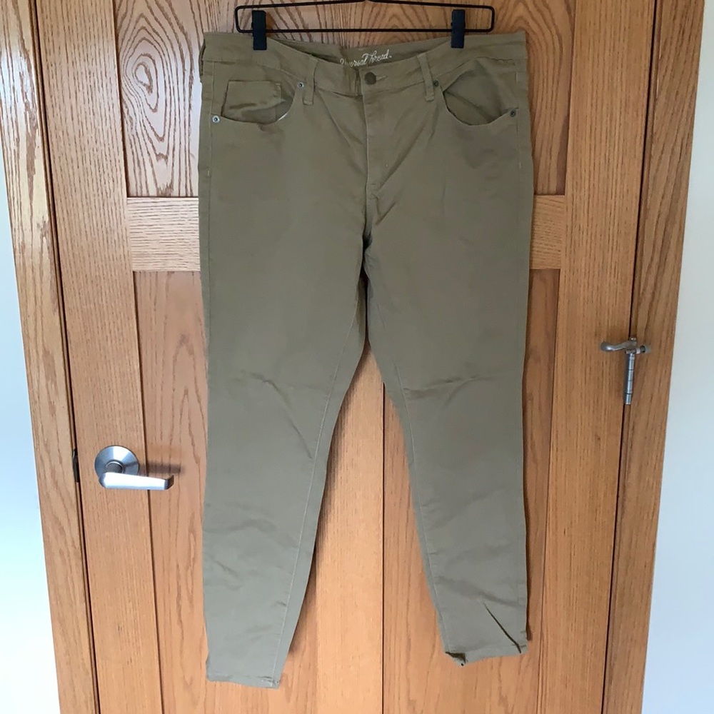 Universal Thread Skinny Light Brown Jeans Size 16
